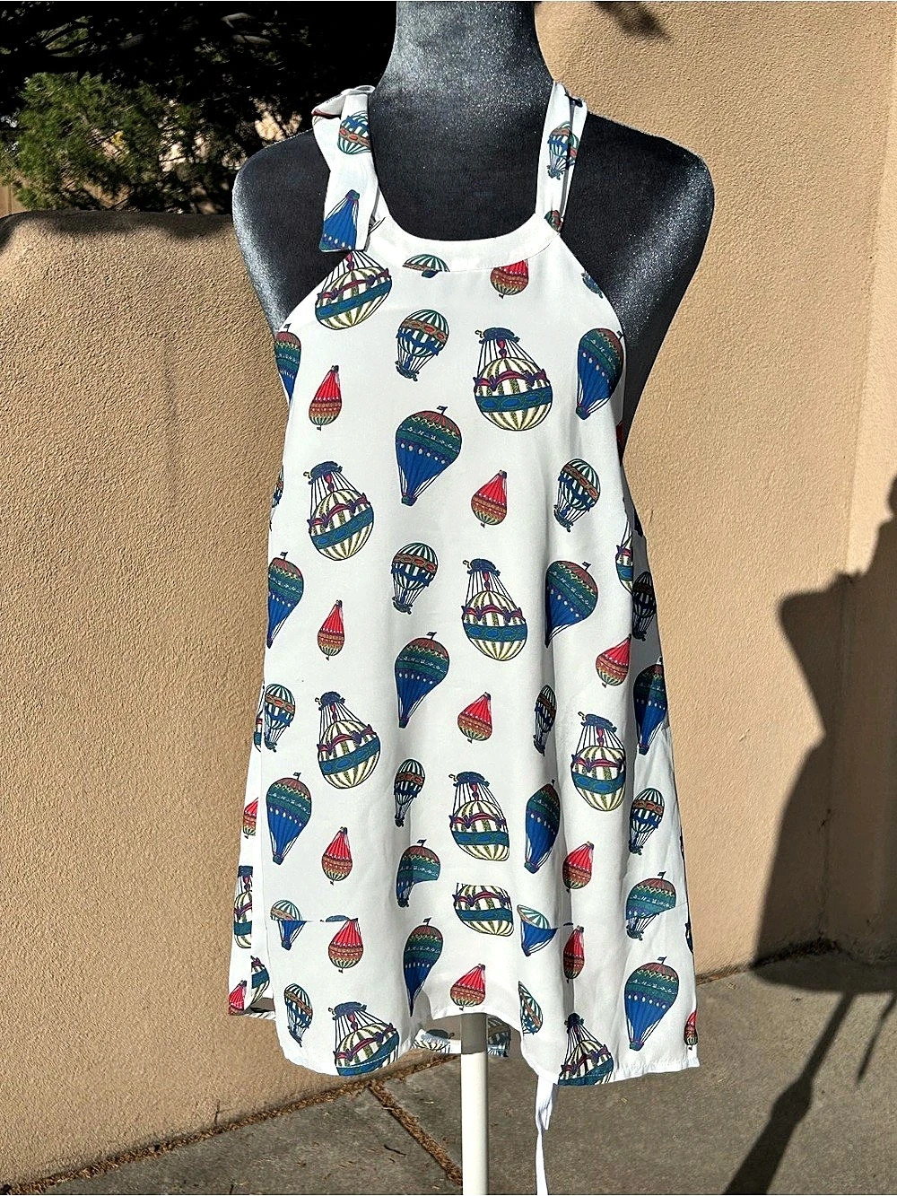 Mod Cloth Halter Top — Hot Air Balloons!